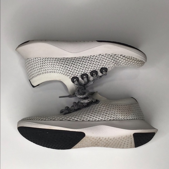 ALLBIRDS Tree Dasher in Quartz. - Picture 9 of 13